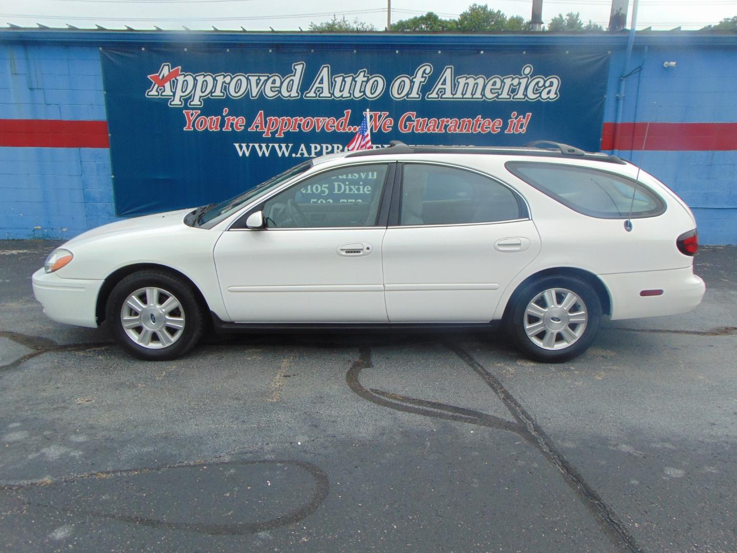 2004 White Ford Taurus (1FAHP59S94A) with an V6 24V 3.0 Liter engine, Automatic transmission, located at 2105 Dixie Hwy, Louisville, KY, 40210, (502) 772-3333, 38.220932, -85.795441 - Unable to interpret response, please check raw response - Photo#0