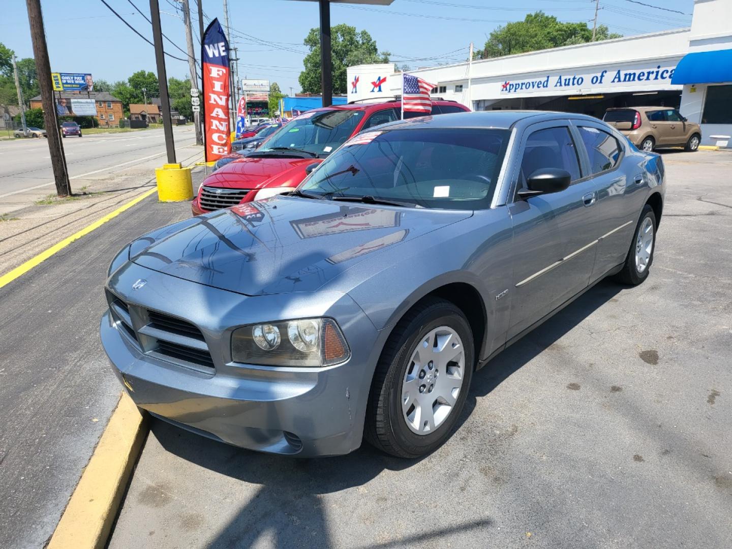 2007 Silver Dodge Charger (2B3KA43G77H) with an V6 2.7 Liter engine, Automatic transmission, located at 2105 Dixie Hwy, Louisville, KY, 40210, (502) 772-3333, 38.220932, -85.795441 - Photo#0