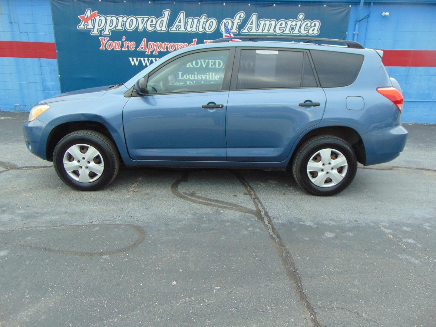 2008 Blue Toyota RAV4 (JTMZD33V386) with an 4-Cyl 2.4 Liter engine, Automatic, 4-Spd transmission, located at 2105 Dixie Hwy, Louisville, KY, 40210, (502) 772-3333, 38.220932, -85.795441 - We're Kentuckiana's Number 1 Buy Here Pay Here and 2nd chance finance dealership! Conveniently located in central Louisville, Kentucky and right across the Ohio river from Southern Indiana we strive to provide clean dependable used cars, trucks, vans and SUV’s with affordable down payments and pay - Photo#0