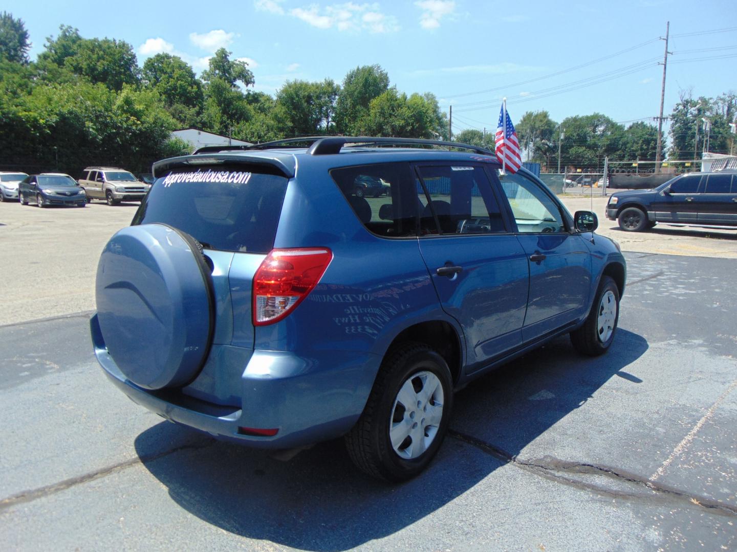 2008 Blue Toyota RAV4 (JTMZD33V386) with an 4-Cyl 2.4 Liter engine, Automatic, 4-Spd transmission, located at 2105 Dixie Hwy, Louisville, KY, 40210, (502) 772-3333, 38.220932, -85.795441 - We're Kentuckiana's Number 1 Buy Here Pay Here and 2nd chance finance dealership! Conveniently located in central Louisville, Kentucky and right across the Ohio river from Southern Indiana we strive to provide clean dependable used cars, trucks, vans and SUV’s with affordable down payments and pay - Photo#26