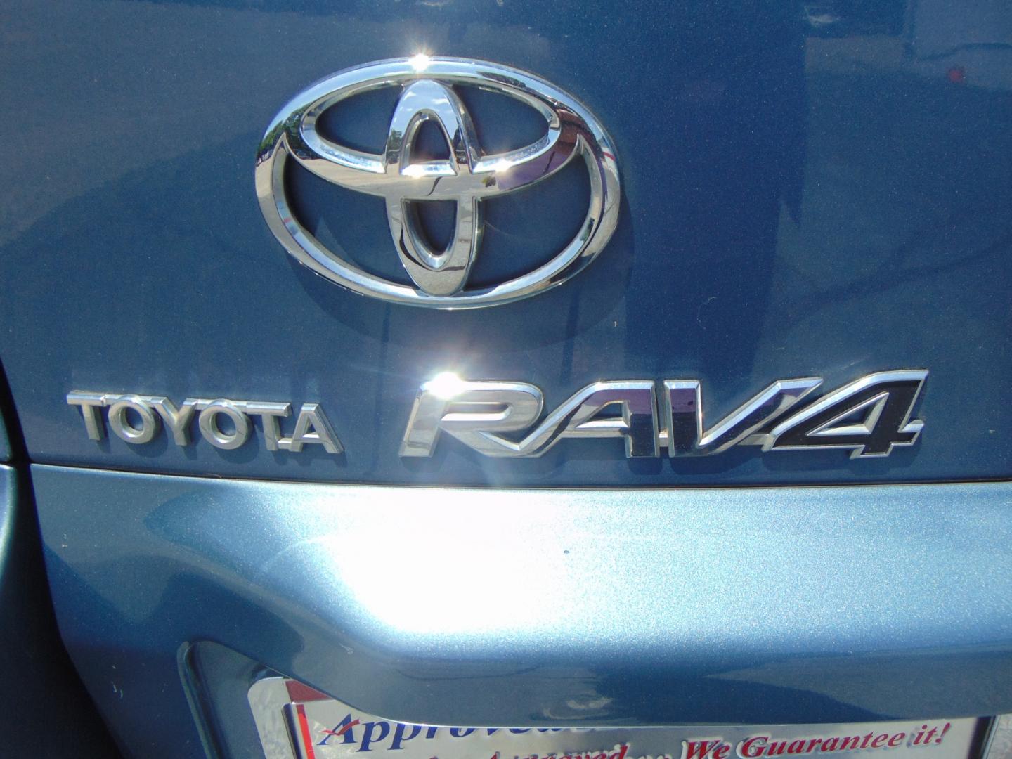 2008 Blue Toyota RAV4 (JTMZD33V386) with an 4-Cyl 2.4 Liter engine, Automatic, 4-Spd transmission, located at 2105 Dixie Hwy, Louisville, KY, 40210, (502) 772-3333, 38.220932, -85.795441 - We're Kentuckiana's Number 1 Buy Here Pay Here and 2nd chance finance dealership! Conveniently located in central Louisville, Kentucky and right across the Ohio river from Southern Indiana we strive to provide clean dependable used cars, trucks, vans and SUV’s with affordable down payments and pay - Photo#29