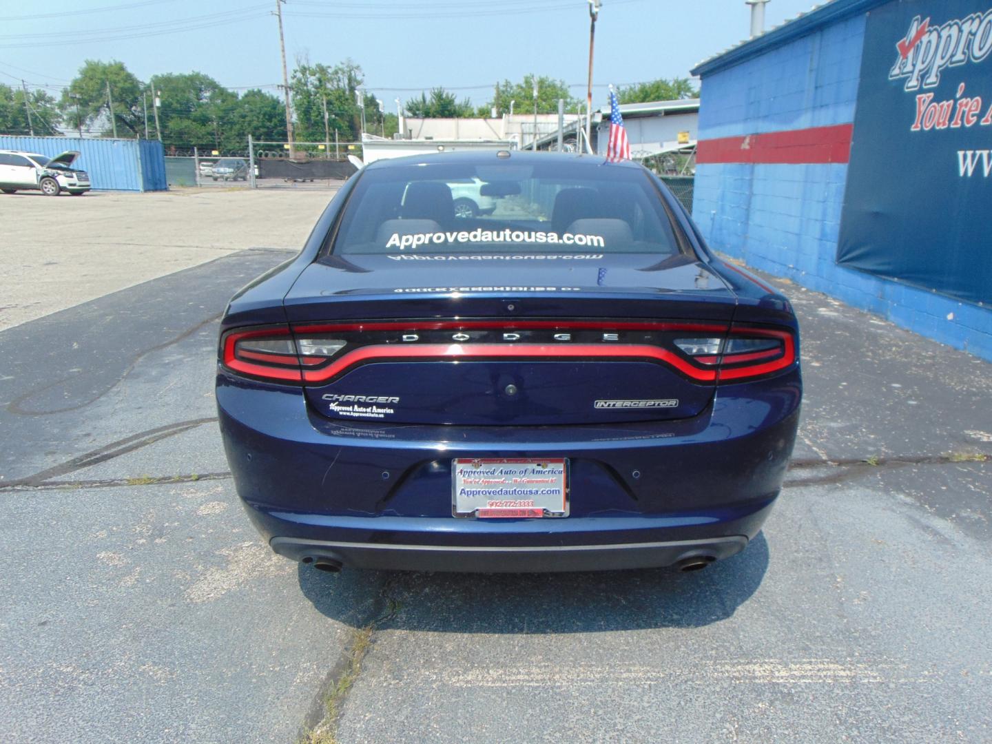 2015 Blue Dodge Charger (2C3CDXAG4FH) , located at 2105 Dixie Hwy, Louisville, KY, 40210, (502) 772-3333, 38.220932, -85.795441 - Unable to interpret response, please check raw response - Photo#7