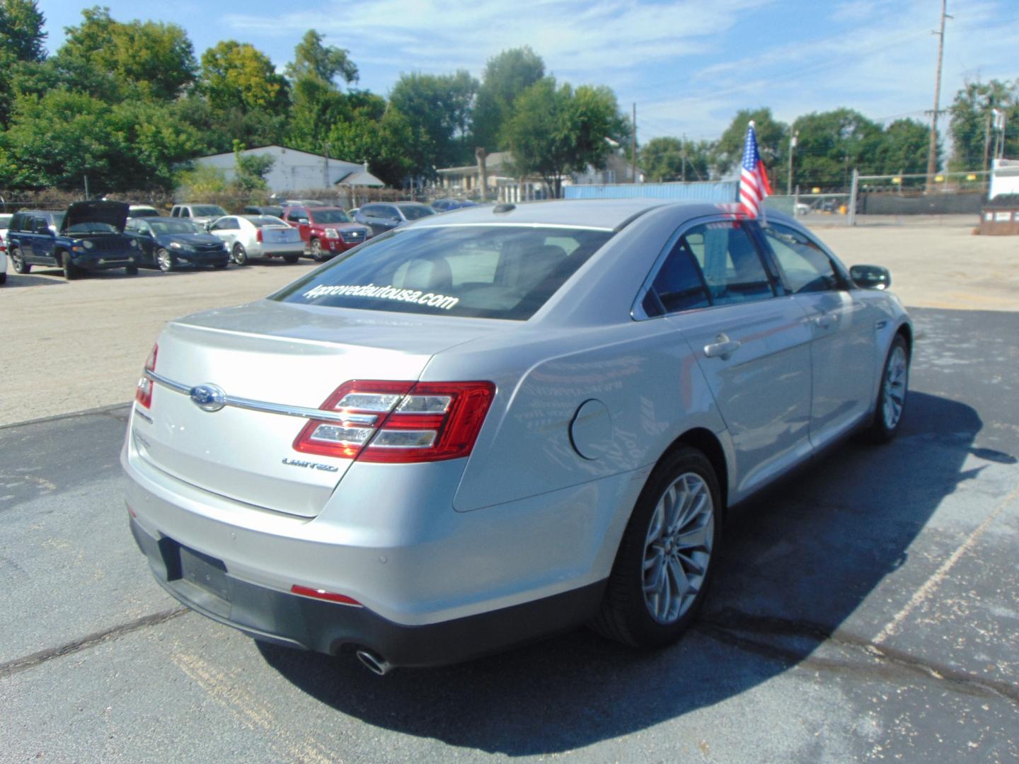 2013 Silver Ford Taurus (1FAHP2F8XDG) with an V6 3.5 Liter engine, Auto, 6-Spd w/SelShft transmission, located at 2105 Dixie Hwy, Louisville, KY, 40210, (502) 772-3333, 38.220932, -85.795441 - We're Kentuckiana's Number 1 Buy Here Pay Here and 2nd chance finance dealership! Conveniently located in central Louisville, Kentucky and right across the Ohio river from Southern Indiana we strive to provide clean dependable used cars, trucks, vans and SUV’s with affordable down payments and pay - Photo#19