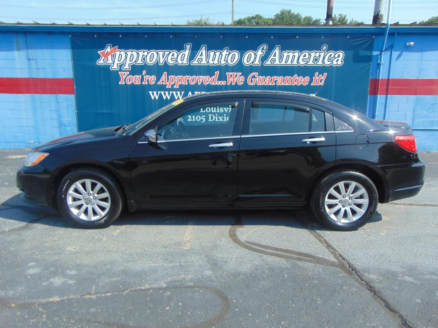 2013 Black Chrysler 200 (1C3CCBCG9DN) with an V6 Flex Fuel 3.6 Liter engine, Automatic, 6-Spd w/AutoStick transmission, located at 2105 Dixie Hwy, Louisville, KY, 40210, (502) 772-3333, 38.220932, -85.795441 - We're Kentuckiana's Number 1 Buy Here Pay Here and 2nd chance finance dealership! Conveniently located in central Louisville, Kentucky and right across the Ohio river from Southern Indiana we strive to provide clean dependable used cars, trucks, vans and SUV’s with affordable down payments and pay - Photo#0