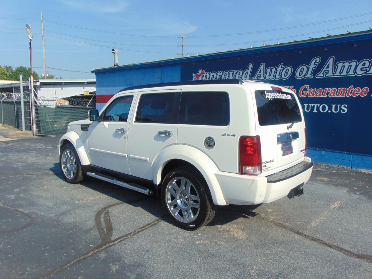 2010 White Dodge Nitro (1D4PU5GX6AW) with an V6 3.7 Liter engine, Automatic, 4-Spd w/Overdrive transmission, located at 2105 Dixie Hwy, Louisville, KY, 40210, (502) 772-3333, 38.220932, -85.795441 - We're Kentuckiana's Number 1 Buy Here Pay Here and 2nd chance finance dealership! Conveniently located in central Louisville, Kentucky and right across the Ohio river from Southern Indiana we strive to provide clean dependable used cars, trucks, vans and SUV’s with affordable down payments and pay - Photo#19