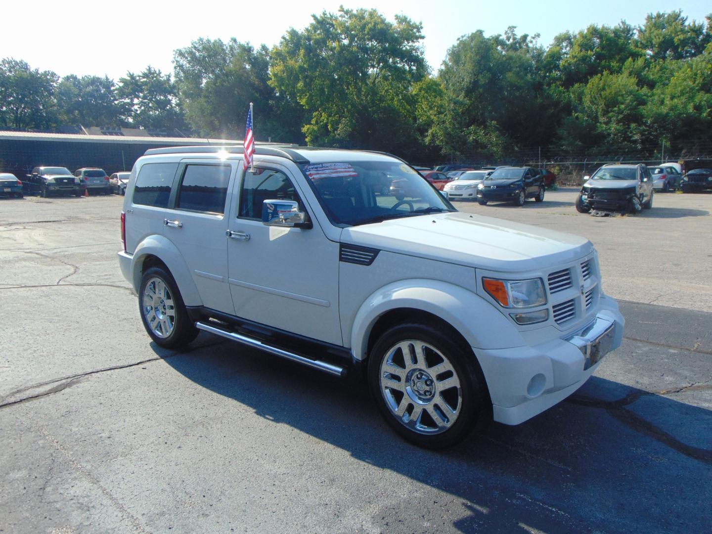 2010 White Dodge Nitro (1D4PU5GX6AW) with an V6 3.7 Liter engine, Automatic, 4-Spd w/Overdrive transmission, located at 2105 Dixie Hwy, Louisville, KY, 40210, (502) 772-3333, 38.220932, -85.795441 - We're Kentuckiana's Number 1 Buy Here Pay Here and 2nd chance finance dealership! Conveniently located in central Louisville, Kentucky and right across the Ohio river from Southern Indiana we strive to provide clean dependable used cars, trucks, vans and SUV’s with affordable down payments and pay - Photo#5