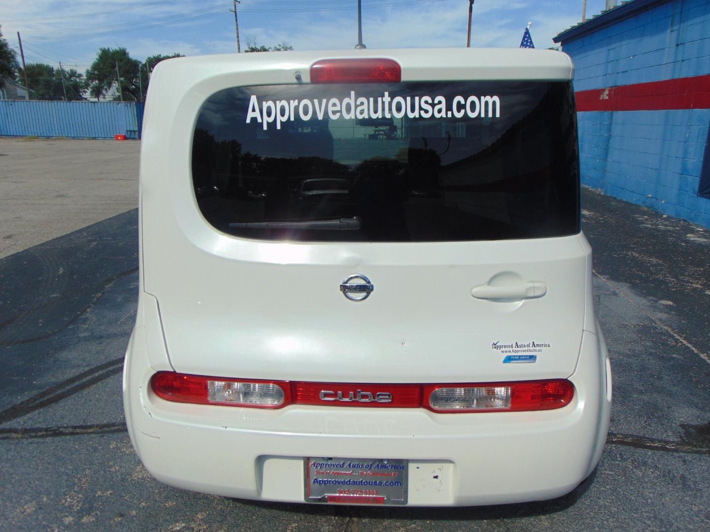 2013 White Nissan cube (JN8AZ2KRXDT) with an 4-Cyl 1.8 Liter engine, Automatic, CVT transmission, located at 2105 Dixie Hwy, Louisville, KY, 40210, (502) 772-3333, 38.220932, -85.795441 - We're Kentuckiana's Number 1 Buy Here Pay Here and 2nd chance finance dealership! Conveniently located in central Louisville, Kentucky and right across the Ohio river from Southern Indiana we strive to provide clean dependable used cars, trucks, vans and SUV’s with affordable down payments and pay - Photo#16