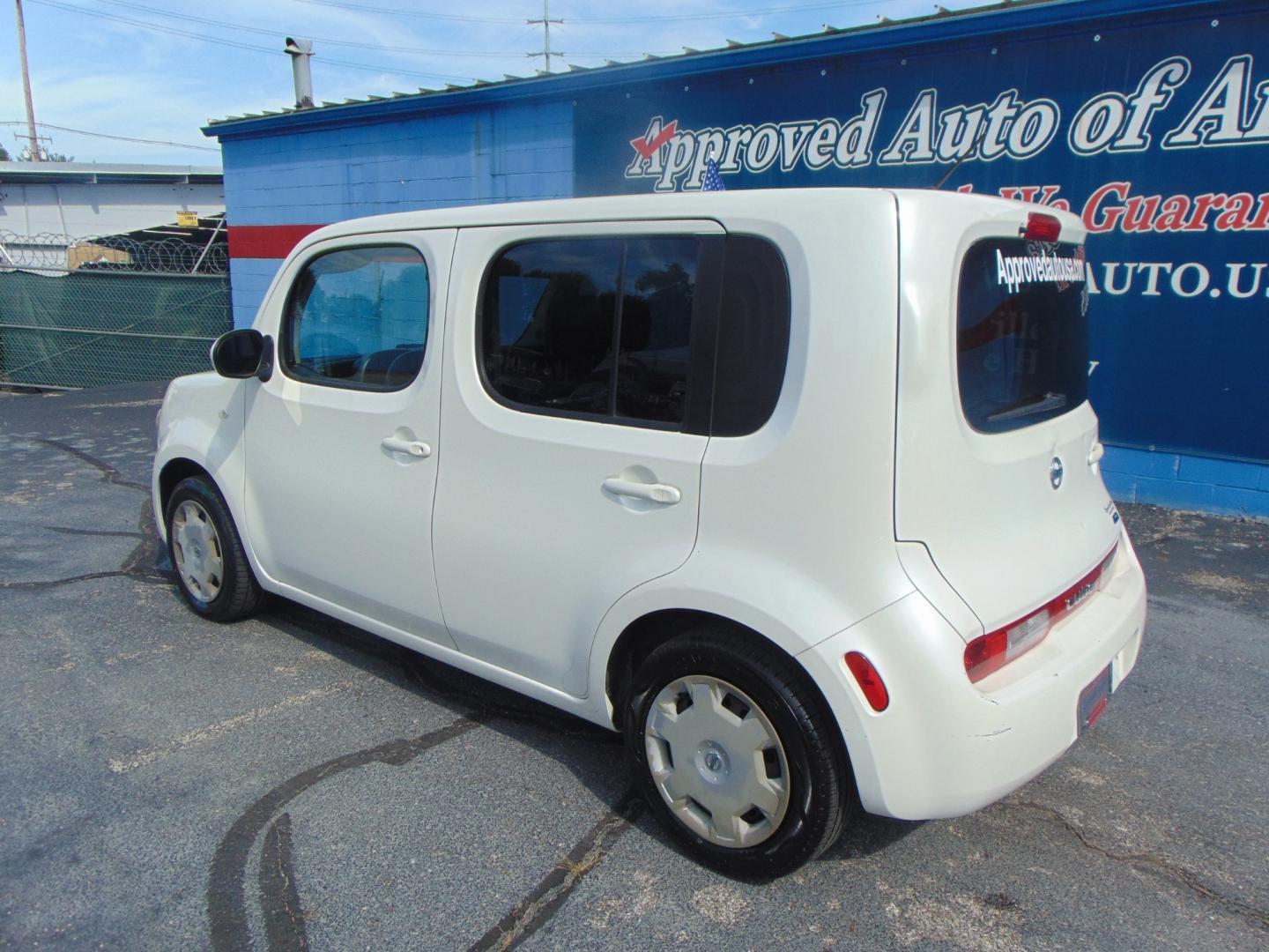 2013 White Nissan cube (JN8AZ2KRXDT) with an 4-Cyl 1.8 Liter engine, Automatic, CVT transmission, located at 2105 Dixie Hwy, Louisville, KY, 40210, (502) 772-3333, 38.220932, -85.795441 - We're Kentuckiana's Number 1 Buy Here Pay Here and 2nd chance finance dealership! Conveniently located in central Louisville, Kentucky and right across the Ohio river from Southern Indiana we strive to provide clean dependable used cars, trucks, vans and SUV’s with affordable down payments and pay - Photo#18