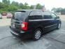 2016 Chrysler Town & Country (2C4RC1BG1GR) , located at 2105 Dixie Hwy, Louisville, KY, 40210, (502) 772-3333, 38.220932, -85.795441 - Photo#4