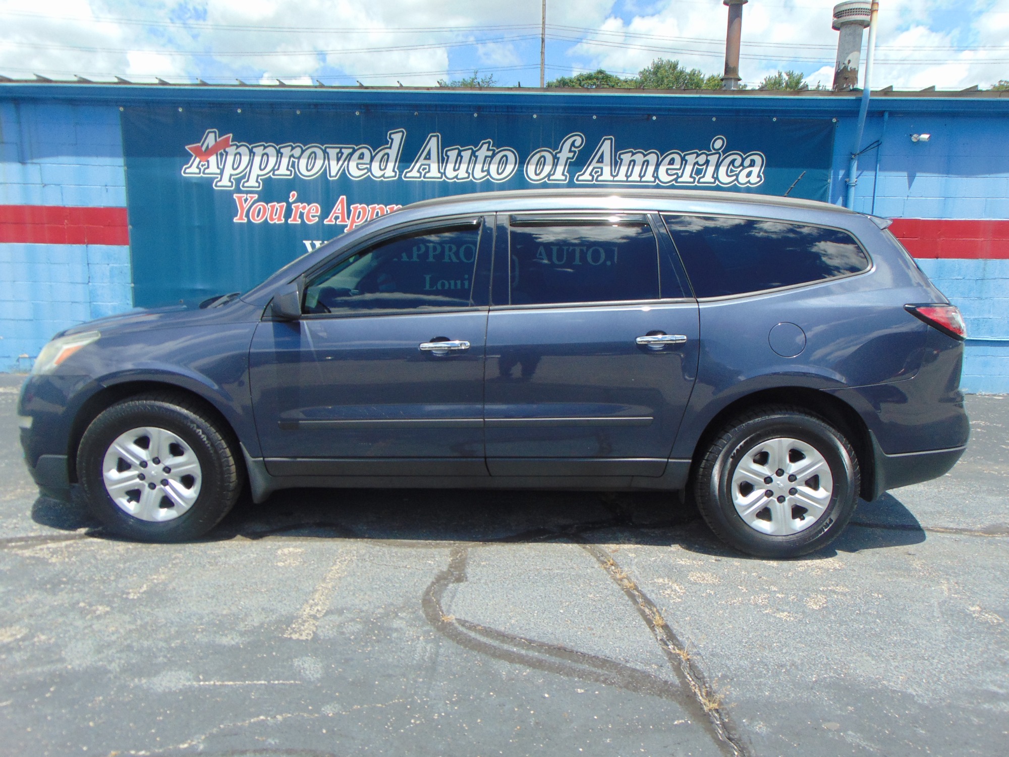 photo of 2013 Chevrolet Traverse LS AWD w/PDC