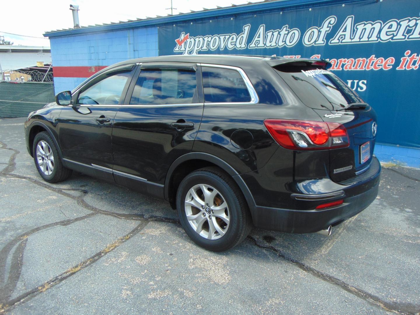 2015 Mazda CX-9 (JM3TB2BV1F0) , located at 2105 Dixie Hwy, Louisville, KY, 40210, (502) 772-3333, 38.220932, -85.795441 - Photo#6