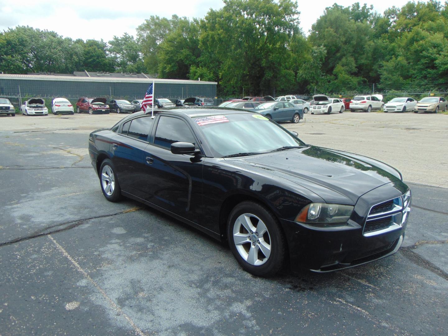 2013 Dodge Charger (2C3CDXBG7DH) , located at 2105 Dixie Hwy, Louisville, KY, 40210, (502) 772-3333, 38.220932, -85.795441 - Photo#3