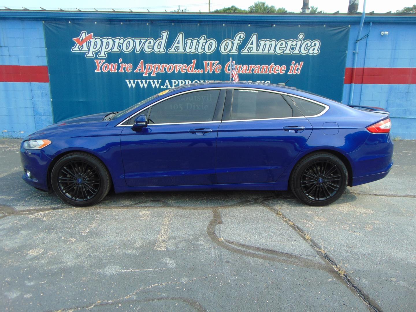 2014 Ford Fusion (3FA6P0HD4ER) , located at 2105 Dixie Hwy, Louisville, KY, 40210, (502) 772-3333, 38.220932, -85.795441 - Photo#0