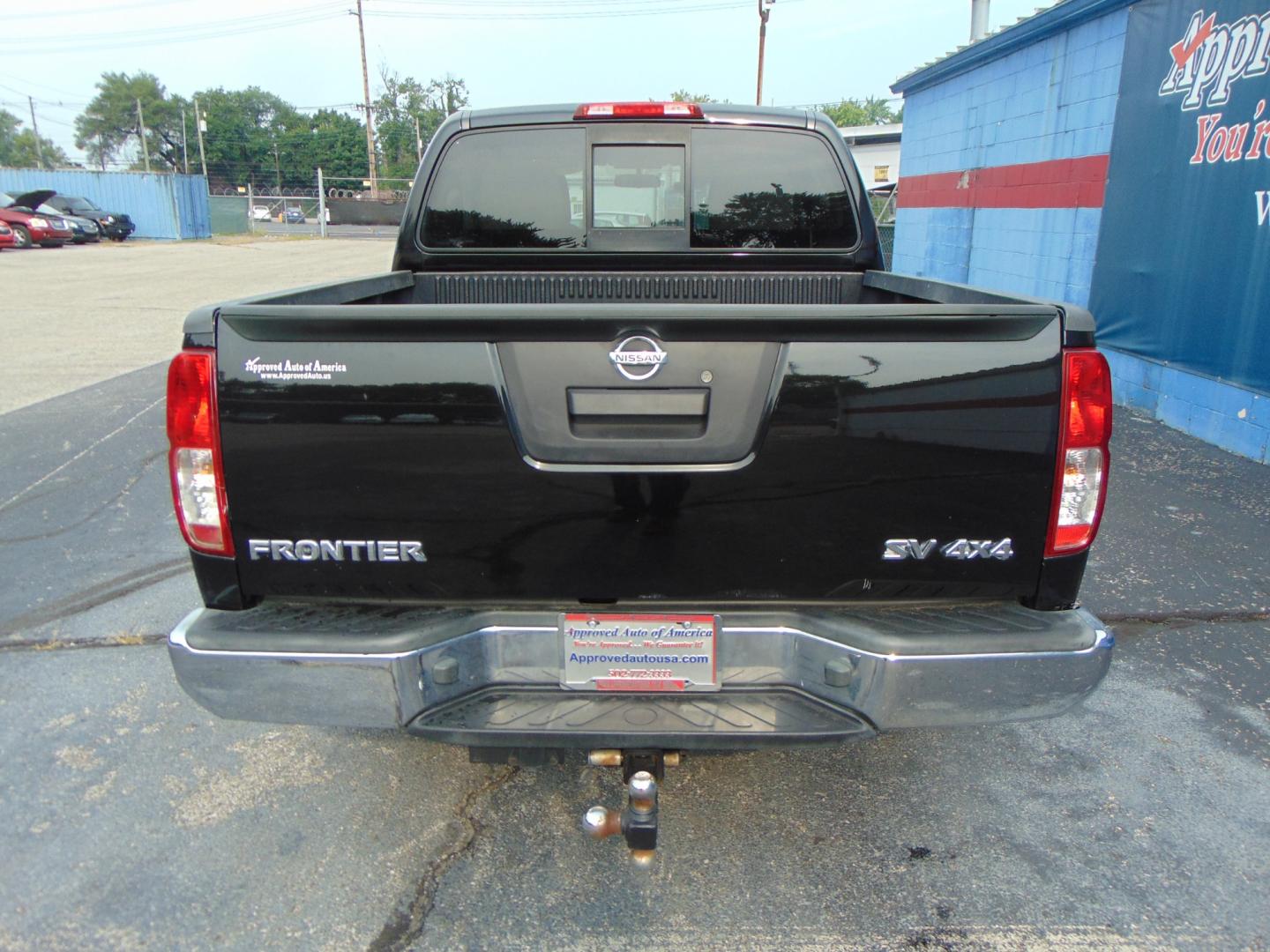 2016 Nissan Frontier (1N6AD0EV0GN) , located at 2105 Dixie Hwy, Louisville, KY, 40210, (502) 772-3333, 38.220932, -85.795441 - Photo#4