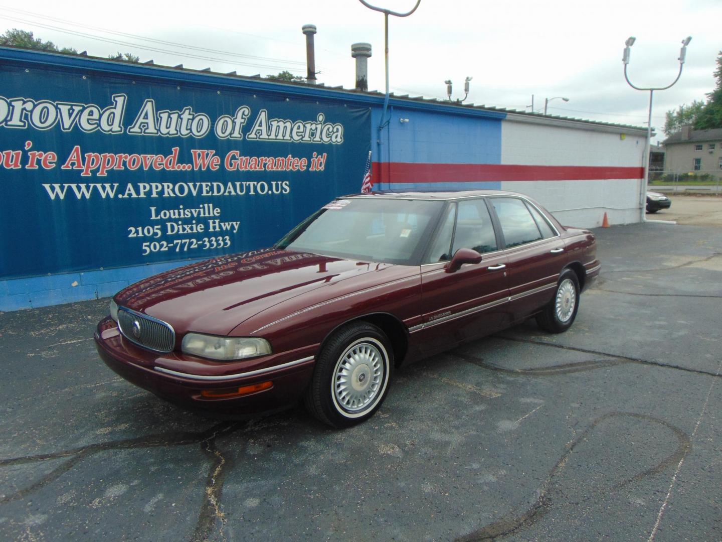 1998 Buick LeSabre Limited (1G4HR52K0WH) with an 3.8L V6 OHV 12V engine, 4-Speed Automatic Overdrive transmission, located at 2105 Dixie Hwy, Louisville, KY, 40210, (502) 772-3333, 38.220932, -85.795441 - Photo#0